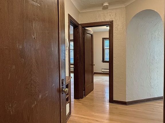 2nd image of 2032 Yale Ave E APT 204