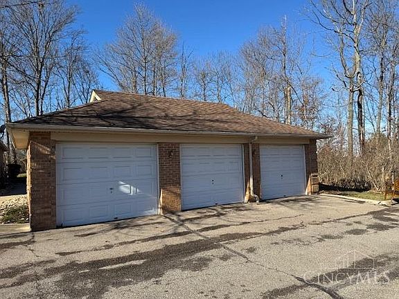 2nd image of 5263 N Eaglesnest Dr #2