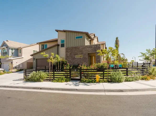 11743 Canoga Ave, Chatsworth, CA 91311