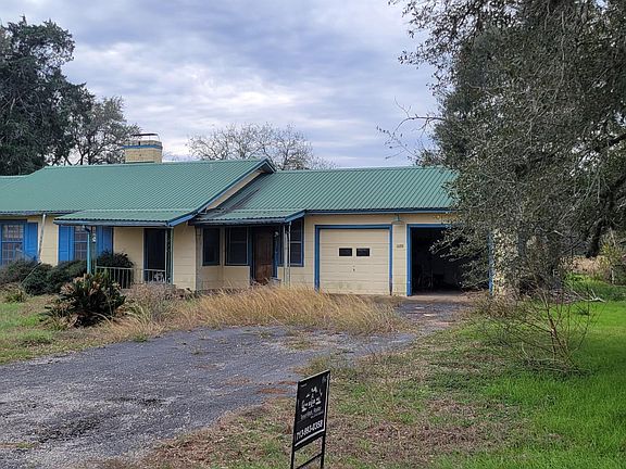 5th image of 1105 Clipson Rd