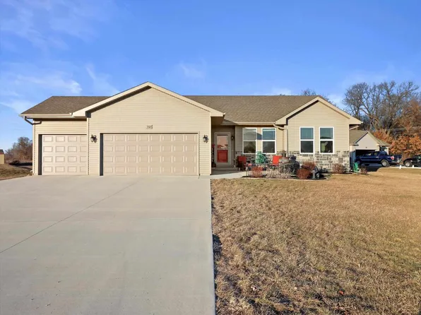 W732 Sandtrap Terrace, Brodhead, WI 53520