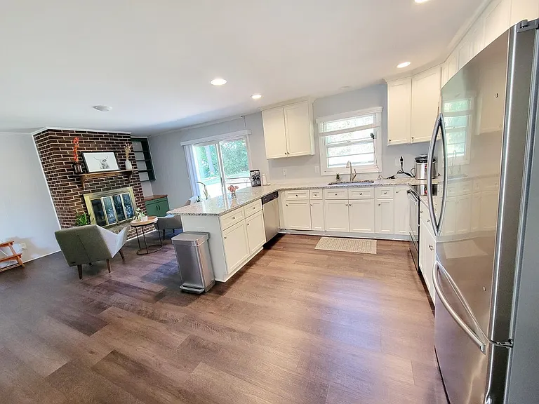 1517 Basewood Dr — Photo 18