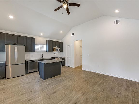 2nd image of 16980 Kempwood