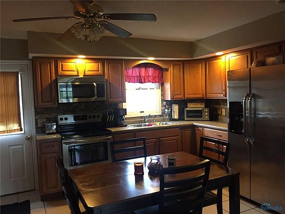 4th image of 2145 Royal Palm Ave