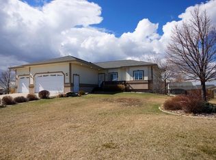 22979 Morninglight Dr, Rapid City, SD 57703