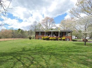 1517 W Brushy Valley Dr, Powell, TN 37849