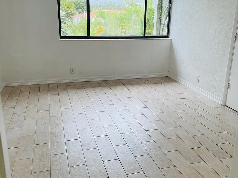 4080 Tivoli Ct #307 — Photo 18