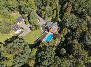 29 Stephens Mill Rd, Flanders, NJ 07836
