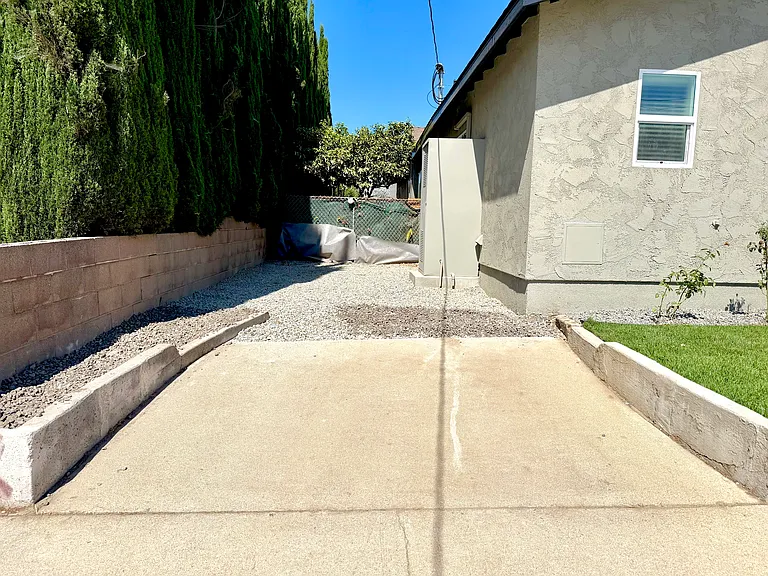 603 N San Antonio Ave #2 — Photo 8