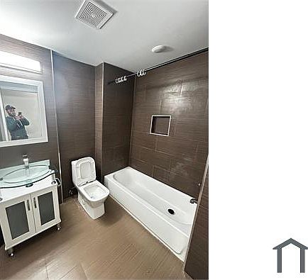 3rd image of 529 W Dauphin St #2