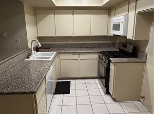 2511 Florida St APT 4, Huntington Beach, CA 92648