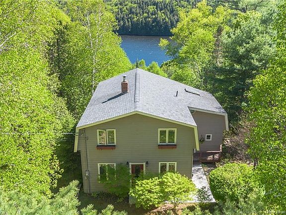 5th image of 98 Woodbine Ln