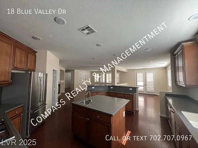 18 Blue Valley Dr — Photo 32
