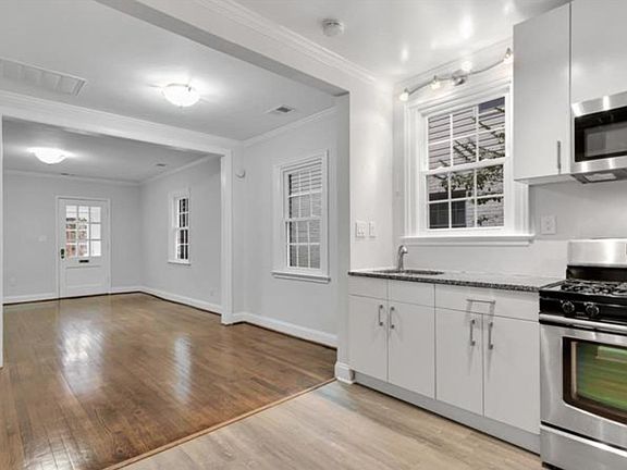 5th image of 4847 Bayard Blvd