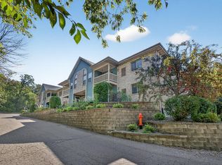 1872 Deerhaven Ln NE APT 7, Rochester, MN 55906