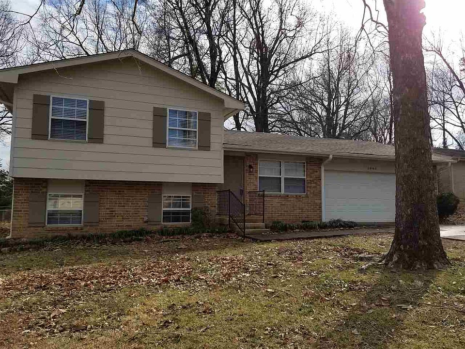 2nd image of 1805 Scenic Rd