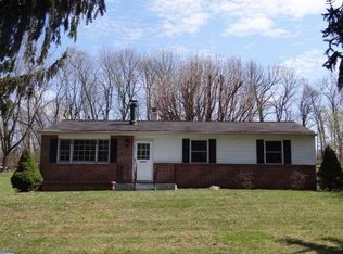 1285 Manor Rd, West Brandywine, PA 19320