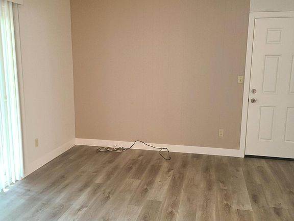 4th image of 2994 Van Sansul Ave APT 7