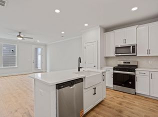224 Lake Greenwood Blvd, Greenwood, SC 29649