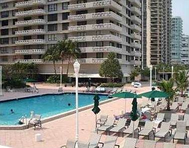 4th image of 9801 Collins Ave APT 15Y