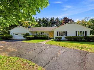 1303 Plumtree Rd, Springfield, MA 01119