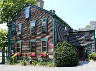 736 Hope St, Bristol, RI 02809