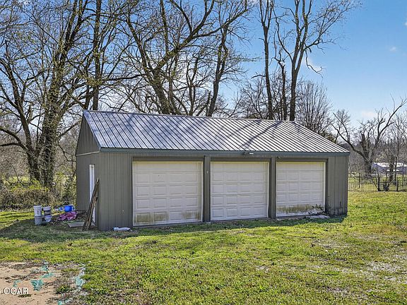 5th image of 116 Jacob Dr