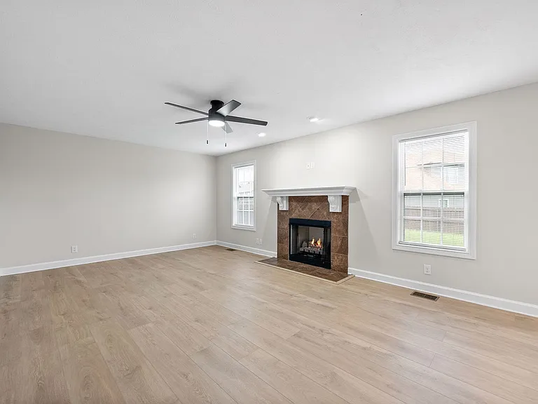 1282 Eagles View Dr — Photo 12