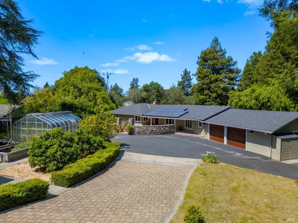 7301 Baker Lane, Sebastopol, CA 95472