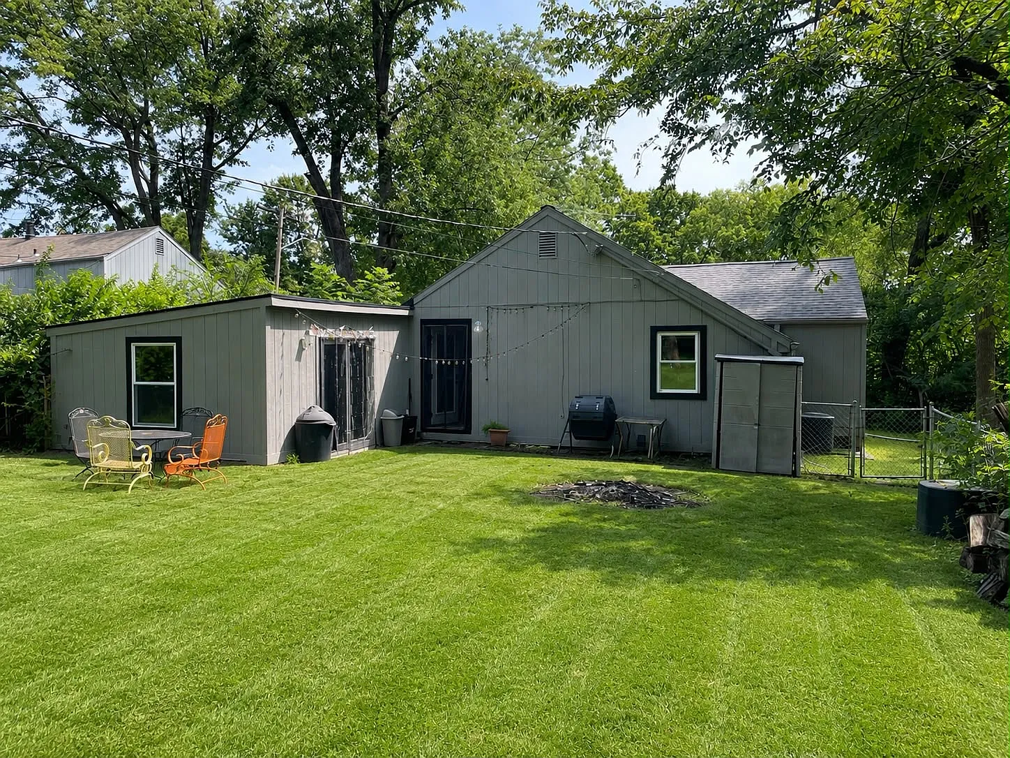 3 bed, $1,650 — Photo 2