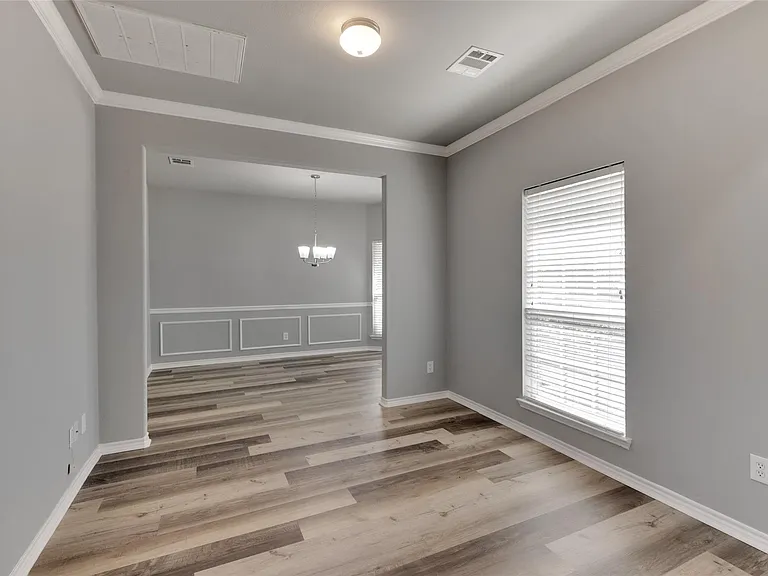1629 Warm Springs Dr — Photo 5