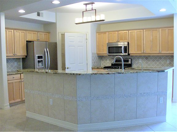 5th image of 1634 Tarpon Bay Dr S APT 101