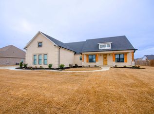 24 S Mount Olive Rd, Vilonia, AR 72173