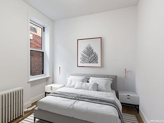 4th image of 11 Carmine St #5C