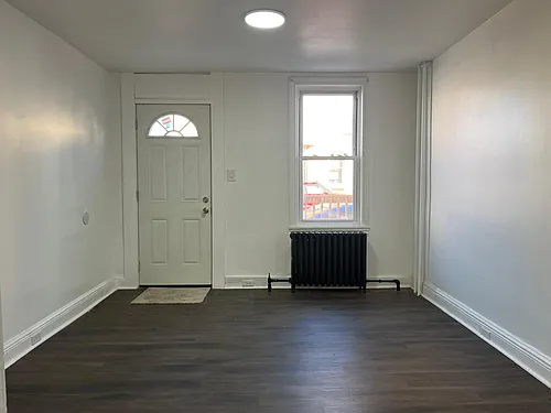1102 Franklin St Photo 1