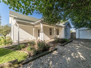 201 N Delaware St, Albany, IN 47320