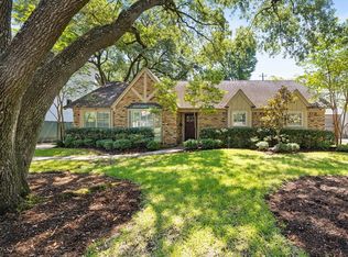 1030 Ben Hur Dr, Houston, TX 77055