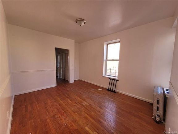 5th image of 520 Wales Ave APT 4A