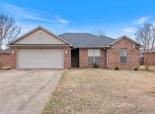 65-01 E Main St, Greenbrier, AR 72058