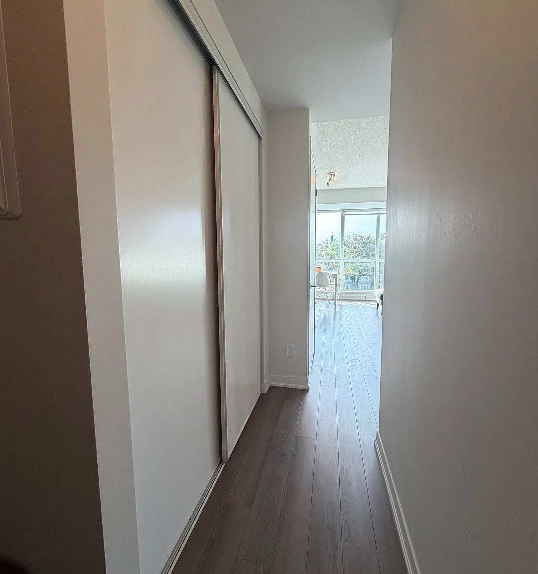1 bed, $2,300 — Photo 3