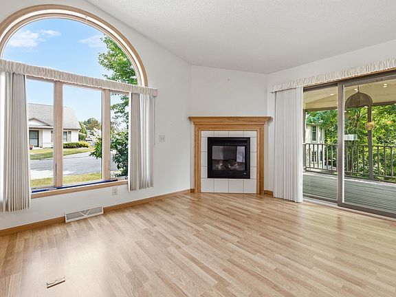 5th image of 152 Janet Marie Ln