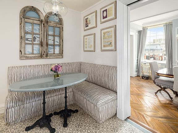 5th image of 955 Lexington Ave #8A