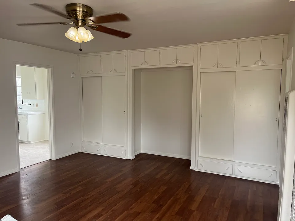 5147-5153 1/2 E Carson St #5153