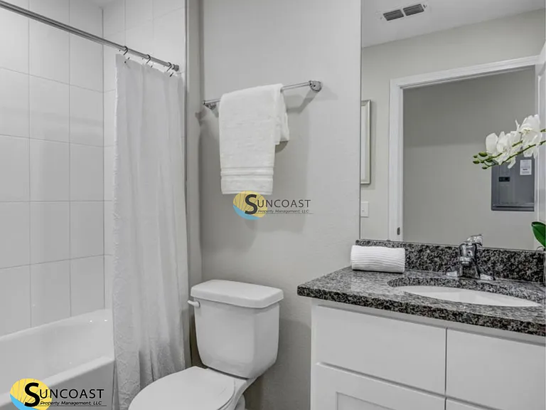 Oakfield at Mandarin — Photo 69
