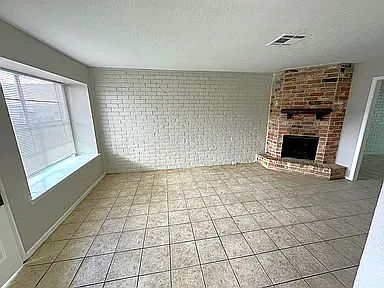 3rd image of 1122 Beechbend Dr