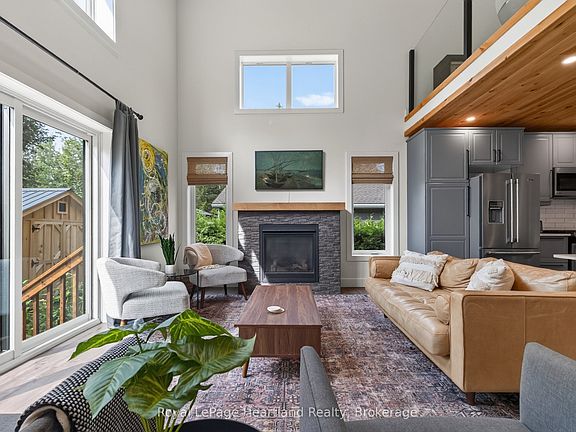 3rd image of 11 Maitland Ave