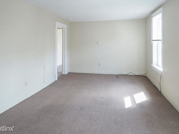4th image of 315 N 26th St APT 1