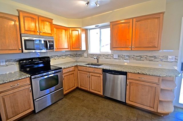 New kitchen