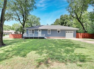 8602 E 59th St, Kansas City, MO 64129