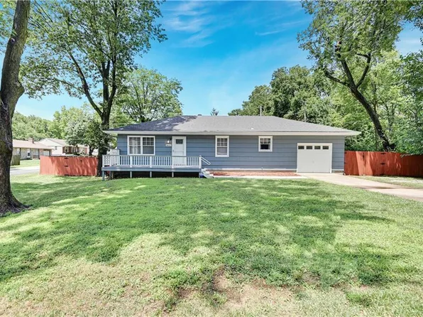 8602 E 59th St, Kansas City, MO 64129